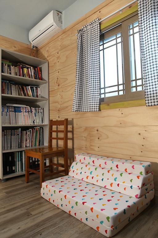 Basecamp Guesthouse Seogwipo Exterior photo
