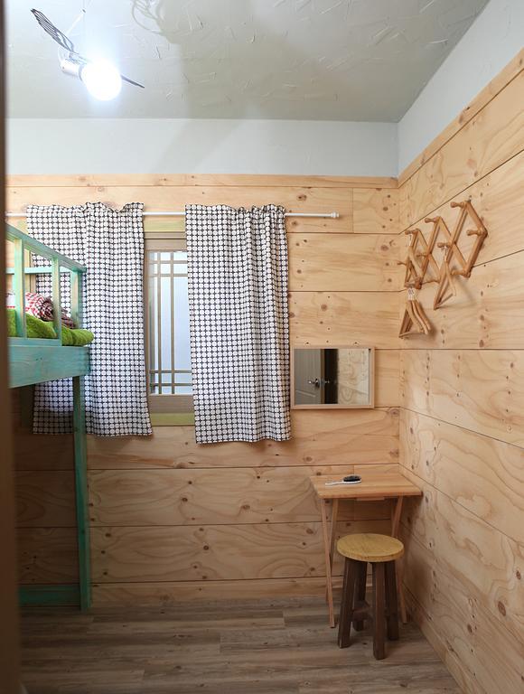 Basecamp Guesthouse Seogwipo Exterior photo